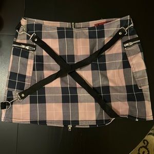 Dogpile XL pink skirt